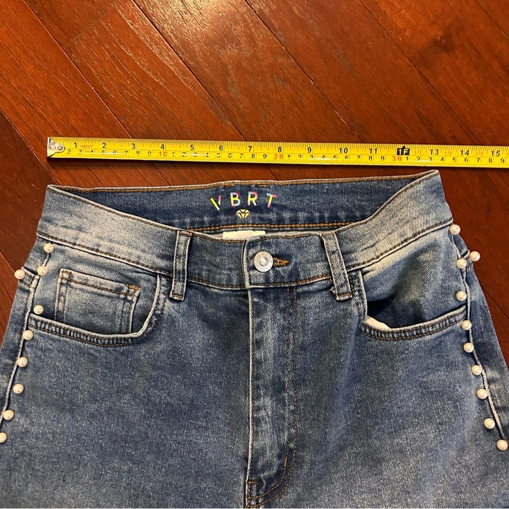 VBRT Pearl Stud Wide Leg Jeans – High Rise – Size 7/27 stretchy medium wash - Picture 8 of 8